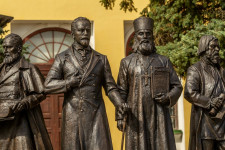 Открылся памятник меценатам Рыбинска